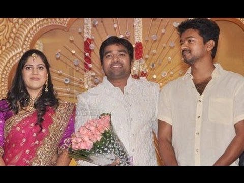 download lagu mp3 mp4 Mirchi Shiva Wedding, download lagu Mirchi Shiva Wedding gratis, unduh video klip Mirchi Shiva Wedding