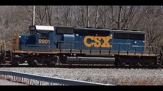 preview picture of video 'CSX Q398 Crossing Newport Road'