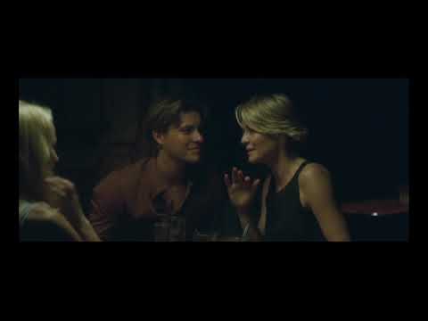 Roz et Ian ~ Dynasty ~ Perfect Mothers (Adore)