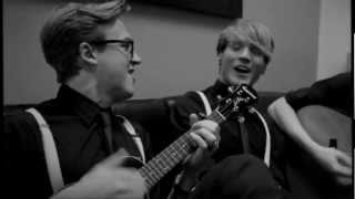 McFly - Love Is Easy (Acoustic Dougie Version)