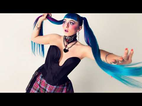 Ashnikko - Ballistic (Rare)