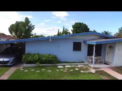 11825 SW 175 Ter. Miami, FL 33177