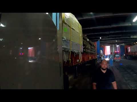 Loading a Roro vessel M/V Duke of Top sail