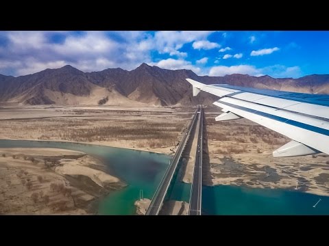 チベット・ラサ空港 着陸 Landing at Lhasa Airport,Tibet