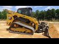 Cat® Skid Steer and Compact Track Loaders D3 Series | At Work