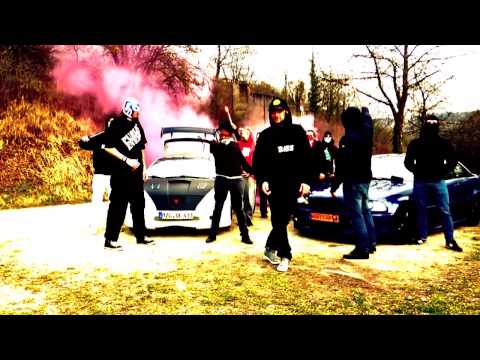 BassFetesch -- ( Dommheet) Schwetz mat der hand