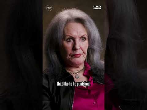 What does a Dominatrix offer? | Minutes With