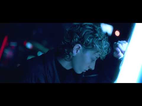 Roxaane - Hors Ligne