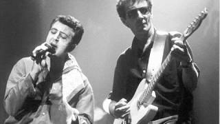 EL ULTIMO DE LA FILA - Querida Milagros