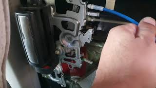 How to open a jammed sliding door on a Toyota Alphard Series 10 .  All done on a closed door.