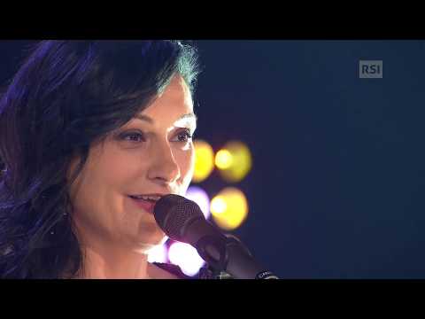 Iris Moné - Rise Up