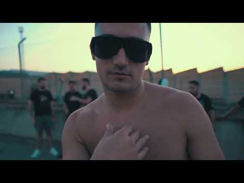 WIFLAY - MEDIO PUNTO (Videoclip Oficial)