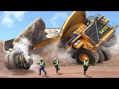 TOP 20 Dangerous Idiots In Excavator & Truck Disaster - The Best Heavy Equipment Fails 2023 #2
