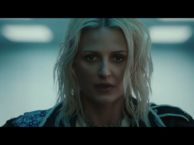 Video zu 'Up From The Bottom' ansehen