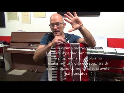 Il Canale della fisarmonica - Lezione n° 1 Introduttiva (postura e prime note)