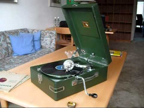 HMV 102c green (1936) - Horace Henderson (1933)