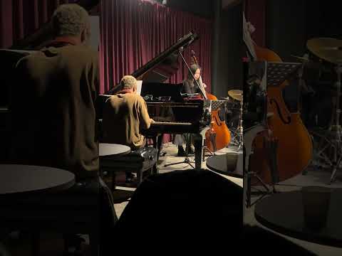 Tomohiro Mori featuring Davis Whitfield & Kanoa Mendenhall piano trio