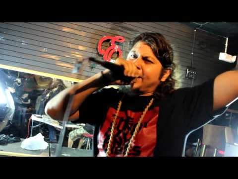 Ras Josh & Tanjint vs Notiz Yong & Slick-C