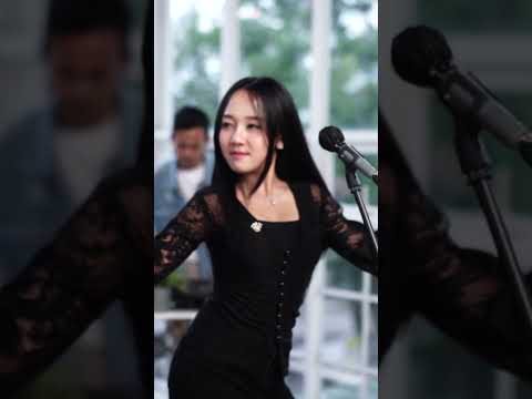 Yulidaria feat Bunga Ehan