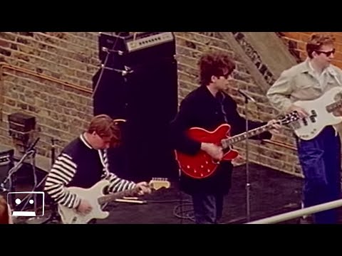 Echo & The Bunnymen - Twist & Shout (Official Music Video)