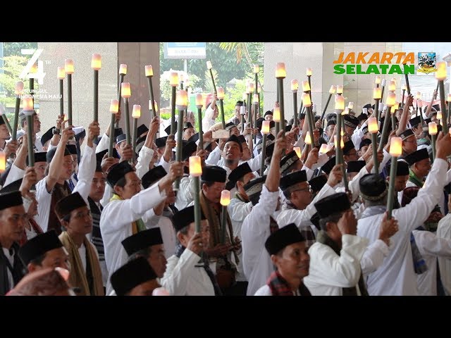 Pelepasan Ratusan Peserta Pawai Obor Jakarta Muharram 1441 H Festival 