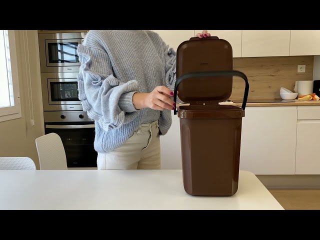 Vídeo relacionado con Cubo con tapa, 16 litros, transparente, apto para alimentos, hermético y estable, cubo vacío con asa y cierre, tapa para alimentos, productos químicos, lavado en polvo