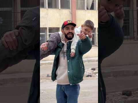 اول مره بشوف حلاق مجاناً😂😂 #عمر_قبلاوي #sports