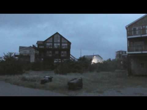 Hurricane Matthew 7PM 100816