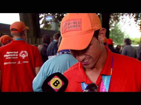 Voetballers G-Team UDI'19 feestelijk onthaald in Uden met zilver van Special Olympics