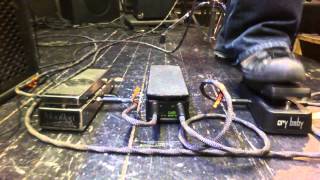 Video thumbnail for Moollon Vint Age Wah, Ernie ball Wah, Dunlop GCB95 (mod) by Nikolay Karageorgiev