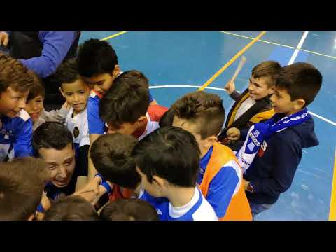 Celebració títol lliga Nítida Alzira FS Benjamí