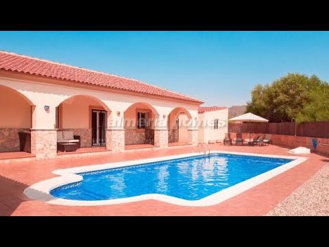 SOLD - Villa Thai AH12393 - Beautiul L shaped 4 bed villa with a 10x5m pool for sale in Almeria.