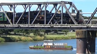 preview picture of video ''Wings Over Steam' - Wanganui Vintage Weekend 2015'