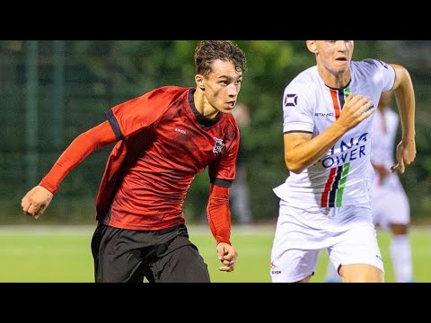 Le but de Angel Mouelhi (2006) avec RWD Molenbeek U21 face à Deinze U21 de Dries Arfaoui