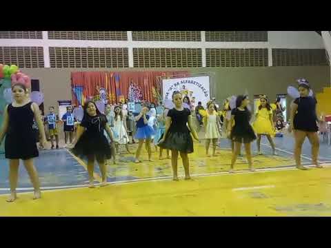 Coreografia As Borboletas - Poema Vinícius de Moraes.
