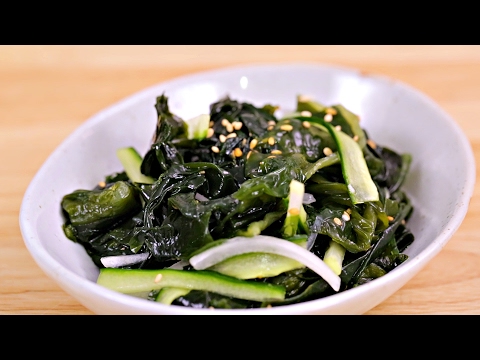 Miyeok Muchim, Korean Seaweed Salad - Crazy Korean Cooking EXPRESS