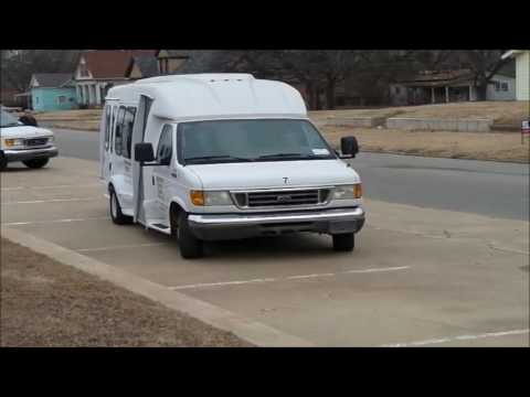 2005 Ford E350 Super Duty shuttle bus for sale | no-reserve Internet auction January 18, 2017