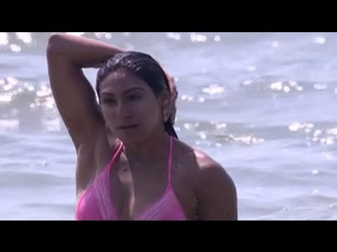 download lagu mp3 mp4 Kingfisher Calendar 2013, download lagu Kingfisher Calendar 2013 gratis, unduh video klip Kingfisher Calendar 2013