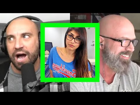 Why Women Get Turned on by Pirates and Vampires