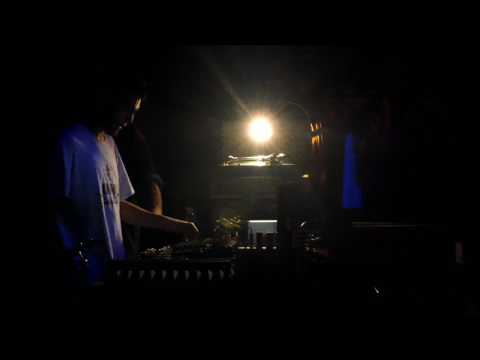 Jobba feat. Dennis Capra - Everyday I Hear / Poor Mans Land (live @ Sottotetto - BO)