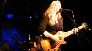 Joanne Shaw Taylor 'Beautifully Broken' [HD] live Aschaffenburg Colos-Saal 2013