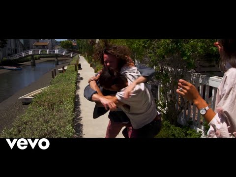 Redondo Red - Solo Stroll