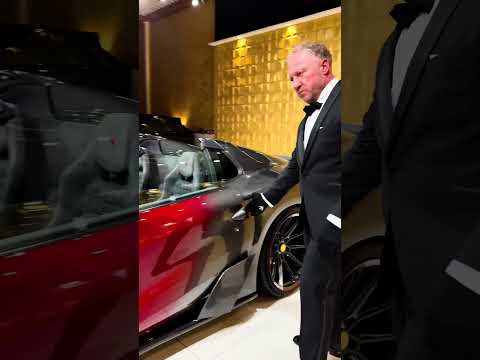 𝐔𝐧𝐫𝐞𝐩𝐞𝐚𝐭𝐚𝐛𝐥𝐞 𝐎𝐧𝐞 - 𝐎𝐟𝐟 𝐅𝐞𝐫𝐫𝐚𝐫𝐢 𝟖𝟏𝟐 𝐆𝐓𝐒 𝐍 - 𝐋𝐚𝐫𝐠𝐨 𝐑 𝐛𝐲 NOVITEC