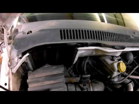 VW Transporter front suspension knock