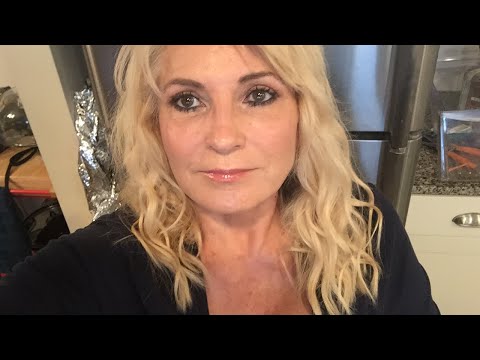 download lagu mp3 mp4 Debbie Moore, download lagu Debbie Moore gratis, unduh video klip Debbie Moore