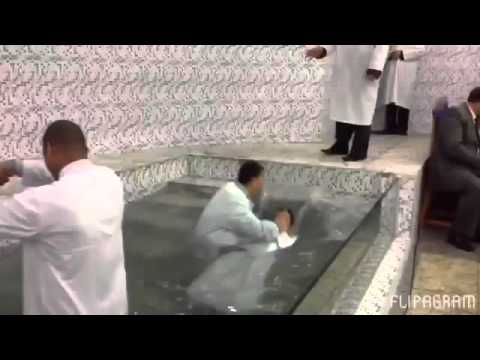 Batismo nas águas e com espírito santo