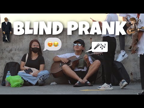 BLIND MAN SINGING PRANK! | CUTE GIRL 😍