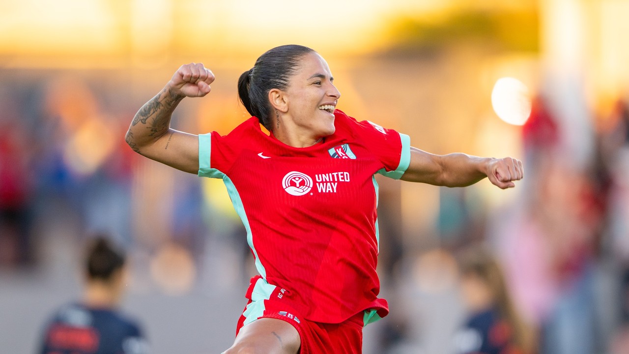 Thumbnail for GOAL 1: Debinha vs. Bay FC | Oct. 3, 2026