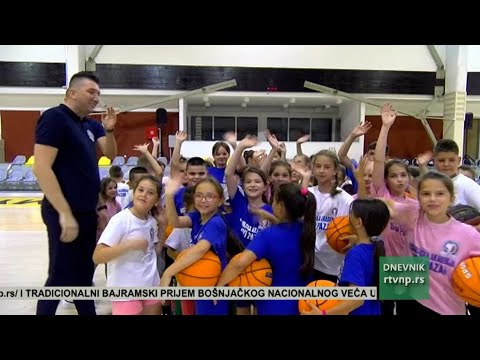 KK Novi Pazar obradovao najmlađe košarkaše bajrmaskim poklonima