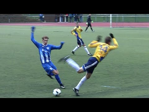 02.12.2017 Fußball Sachsen  Landesklasse Mitte   BSV 68 Sebnitz - FV Blau-Weiß Stahl Freital